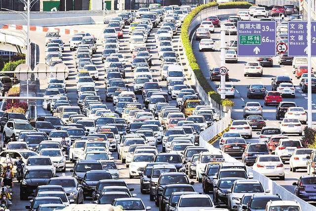 上半年油車銷量榜釋放信號(hào):買油車的不在少數(shù),合資依然強(qiáng)