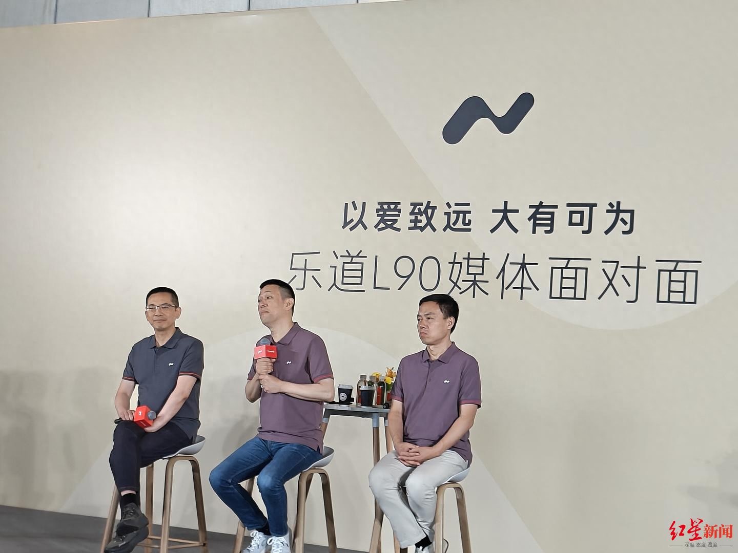 樂道L90低價上市,蔚來股價大漲,李斌:公司執行力與運營效率還不夠