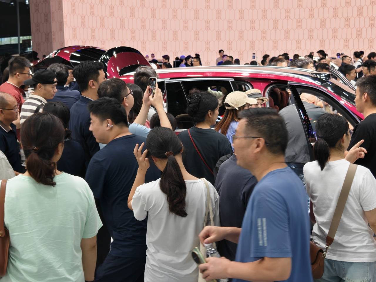 成都車展攤牌了,能賣車的車展才是好車展