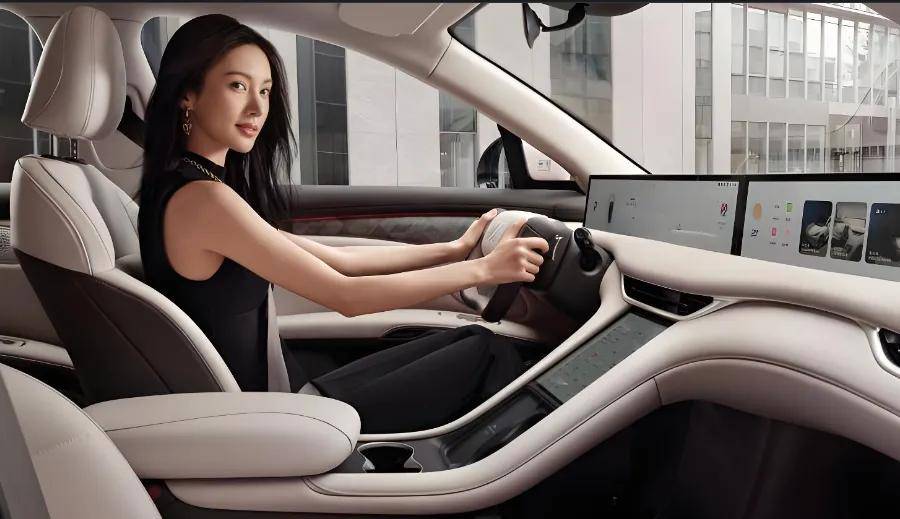 在2025世界新能源汽車大會(huì)上,上汽董事長王曉秋判斷,到2030年,中國汽車市場(chǎng)將呈現(xiàn)“433”的技術(shù)格局