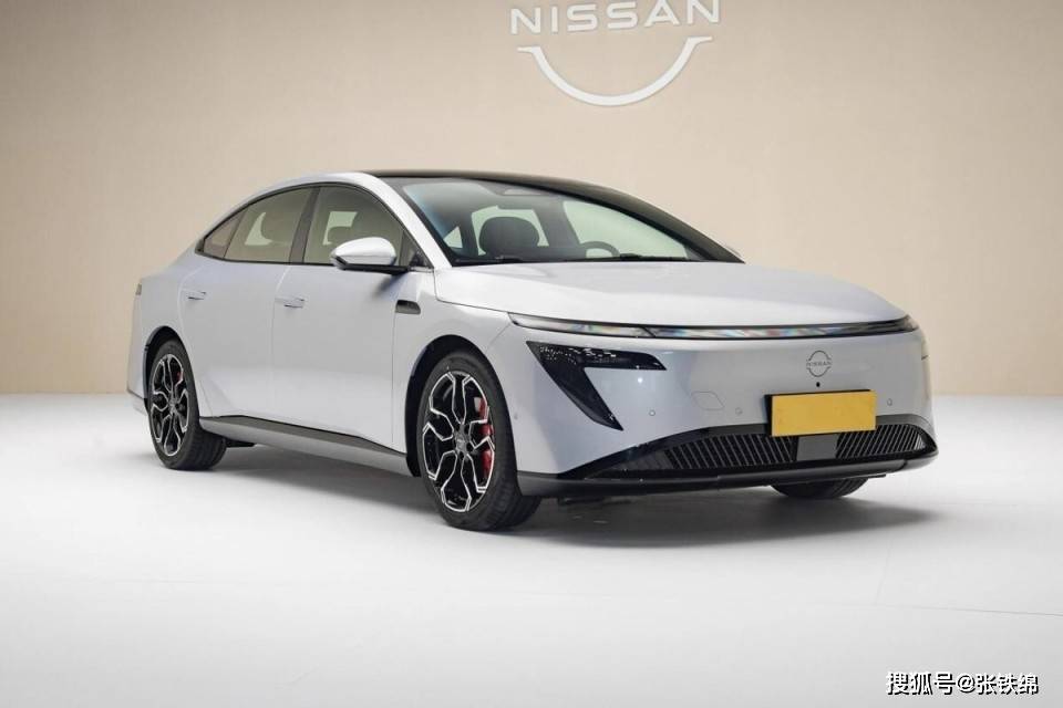 適合家用的純電中大型車,長安啟源A06和日產N7誰才是理想之選?