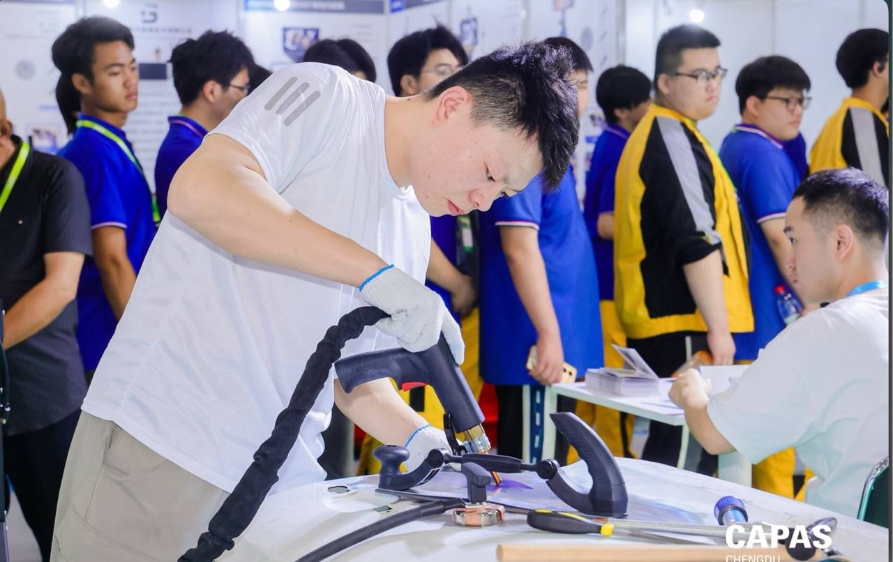 商用車電動化領銜,新能源與智能網聯展示規模大幅提升,智能駕駛、三電、氫燃料等前沿技術集中呈現